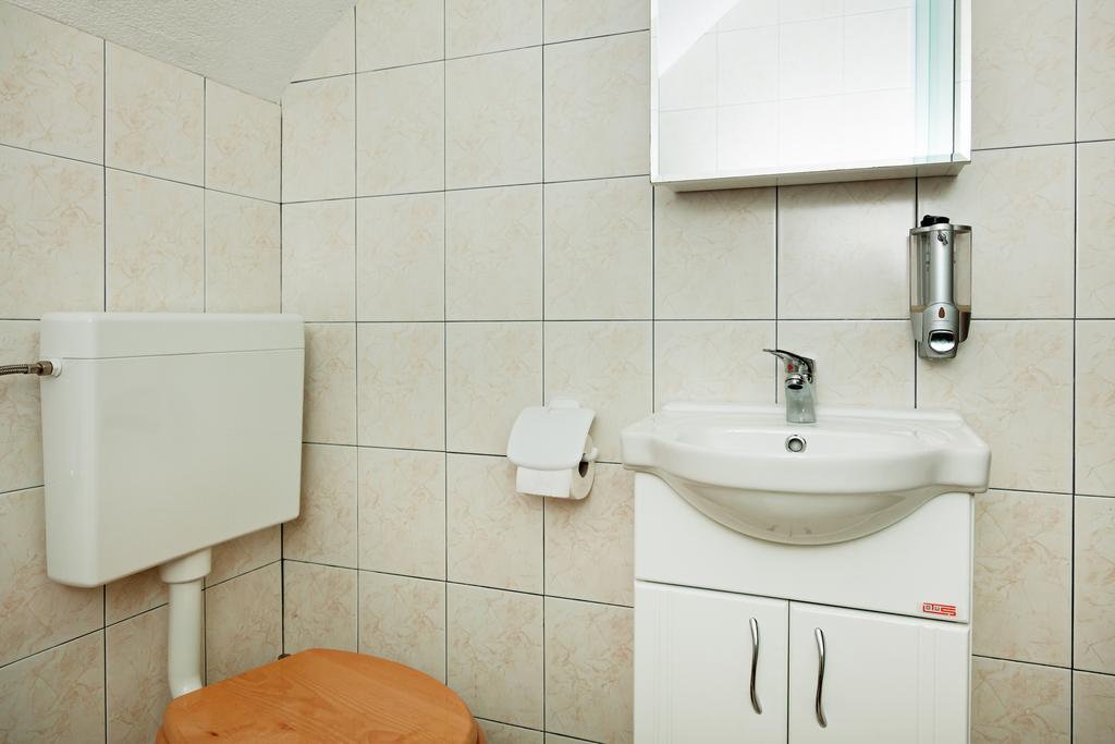 Apartment Ines Smoljanac Esterno foto